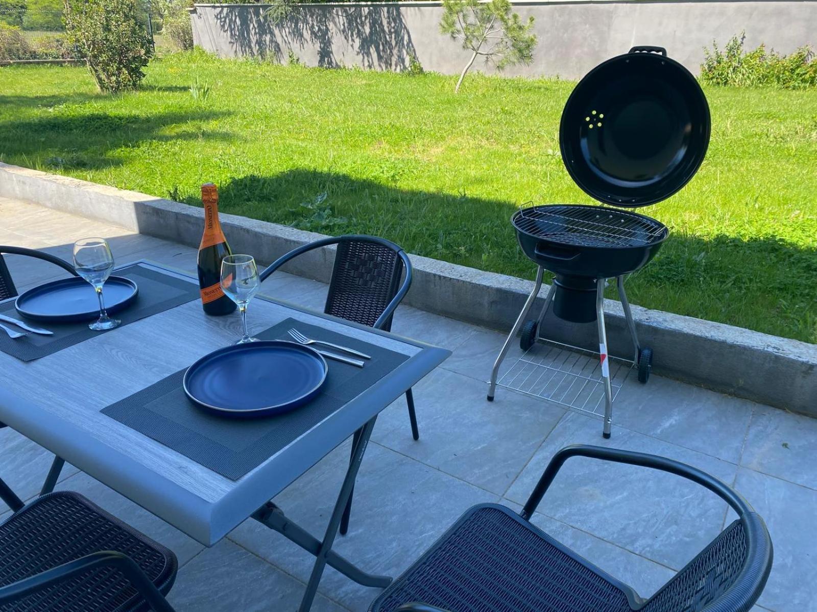 Apartment Spacieux T3 Grand Large Decines-Charpieu